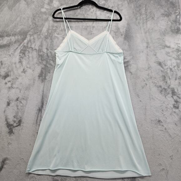 Vintage 60s Petra Fashions Silky Nightgown Size M Baby Blue White Nylon Chemise - Picture 2 of 7